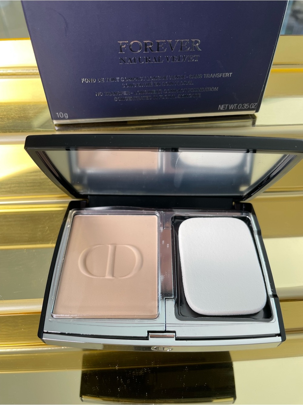 Dior Forever Natural Velvet Pressed Powder - Light Beige with White Sponge